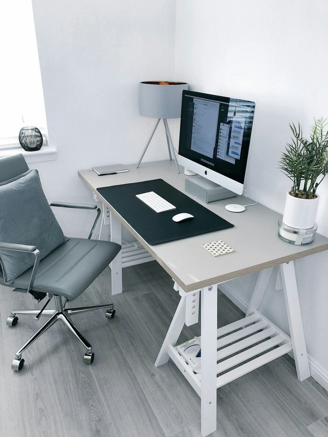 Best desk chair for long writing days under a tight budget: before you spend anything