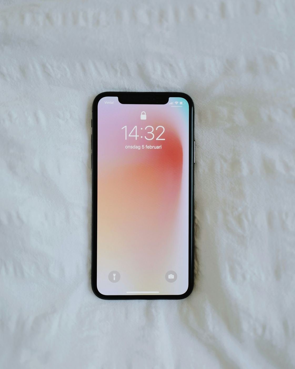Smartphone ready to back up before you switch phones